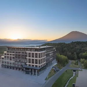 Nikko Style Niseko Hanazono ホテル